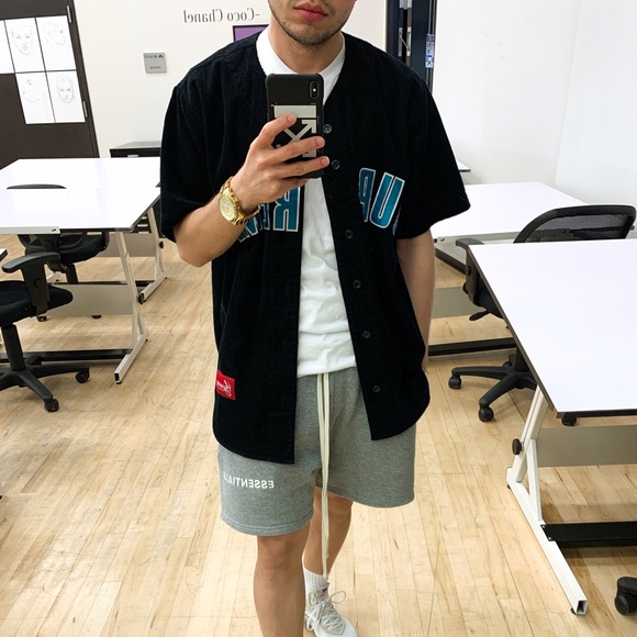 Feel free to check out my closet thanks - Picture 8 of 9